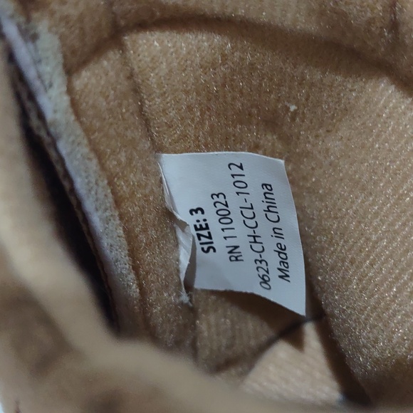 LITTLE ME BOOT. - Picture 13 of 13